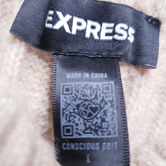 Off the Shoulder Cozy Wool Cable Knit Express Sweater - Picture 12 of 12